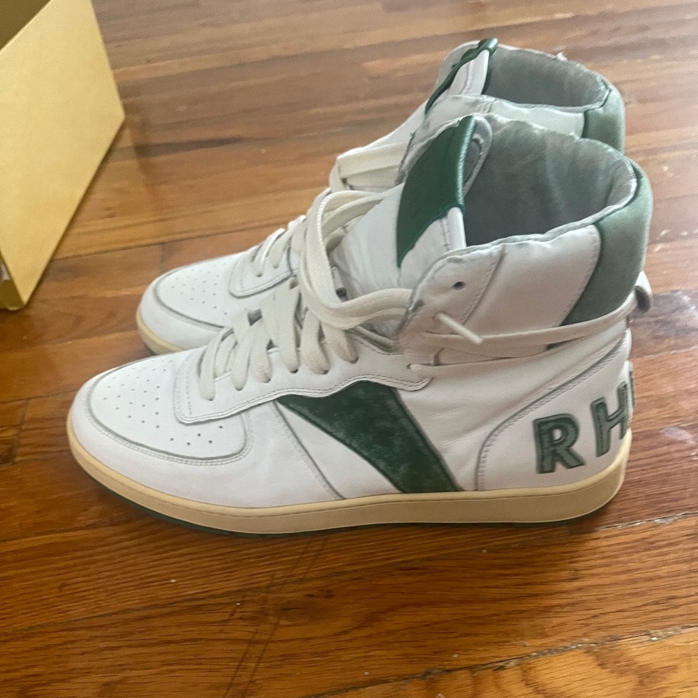 MEN’S RHUDE SNEAKER SZ 41.